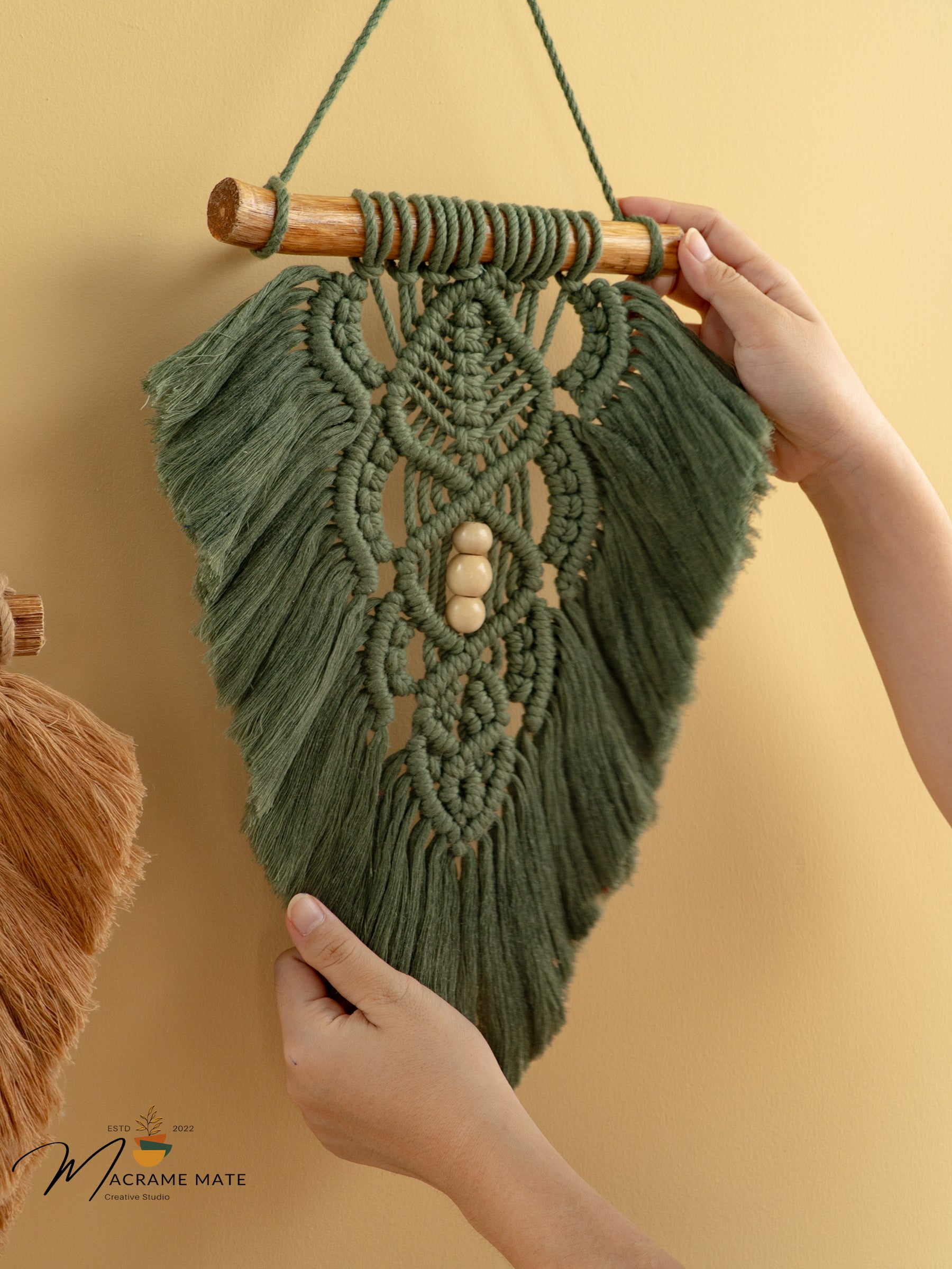 Handwoven macrame leaf, ideal for rustic or modern walls