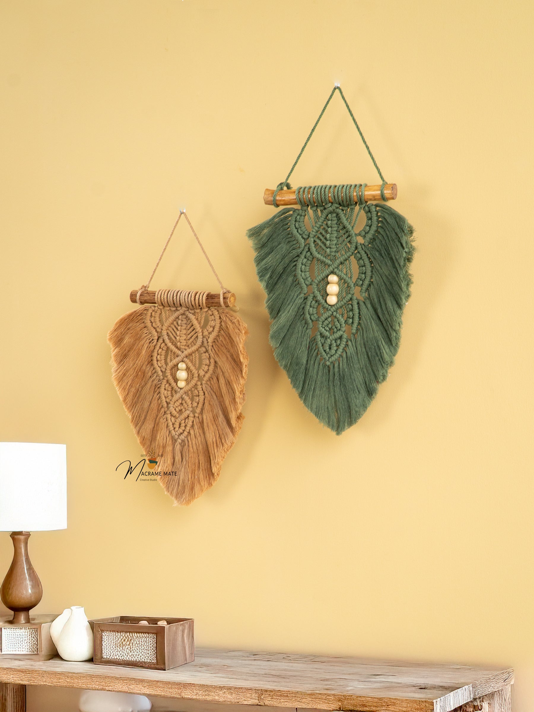 Natural macrame leaf wall art, perfect for boho-inspired homes